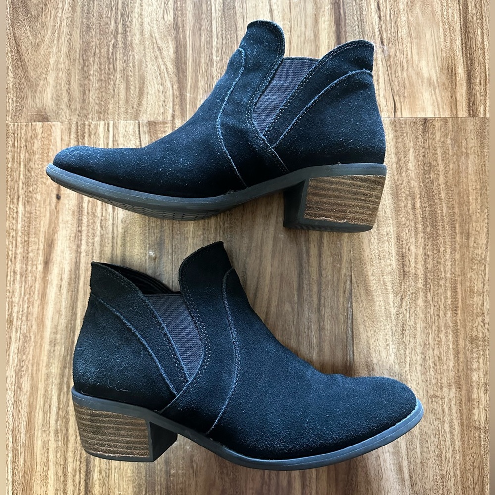 me too Women’s Booties